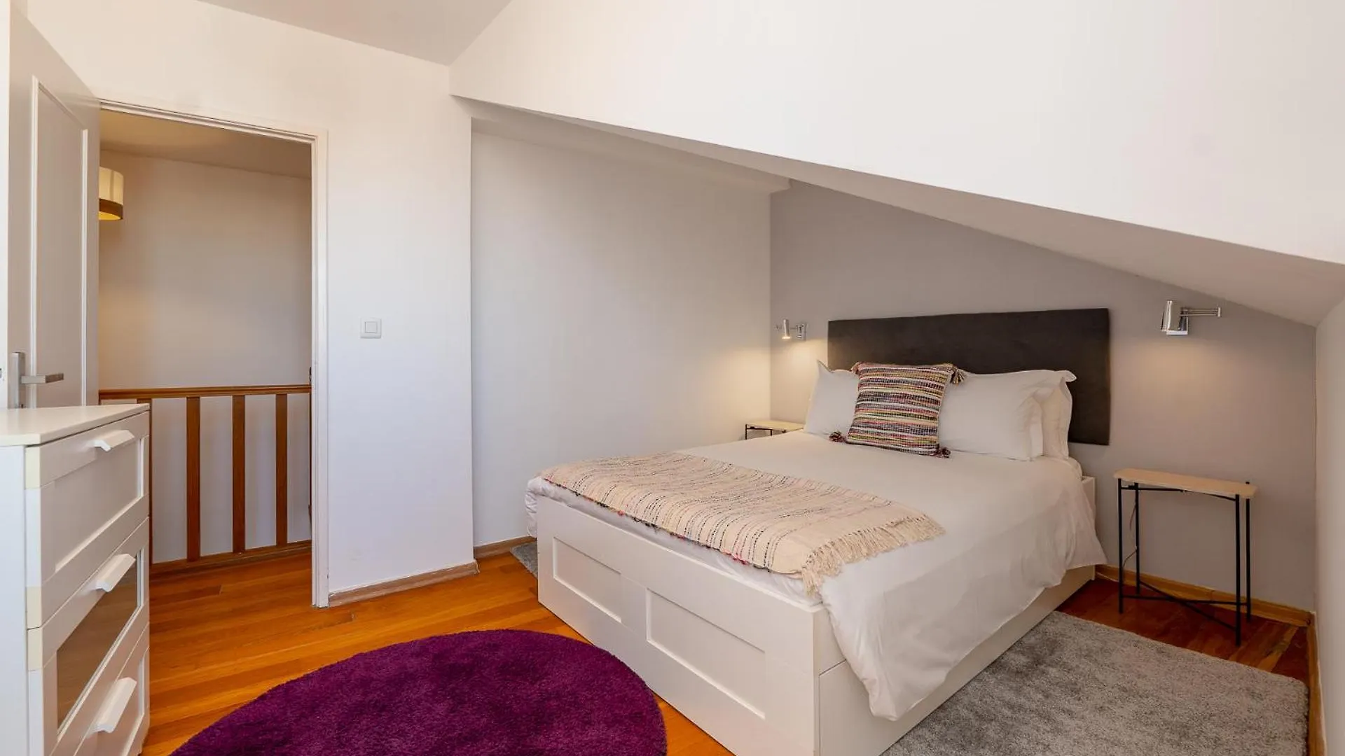 Contemporary Lisbon Apartment In Historical Chiado 0*,  פורטוגל