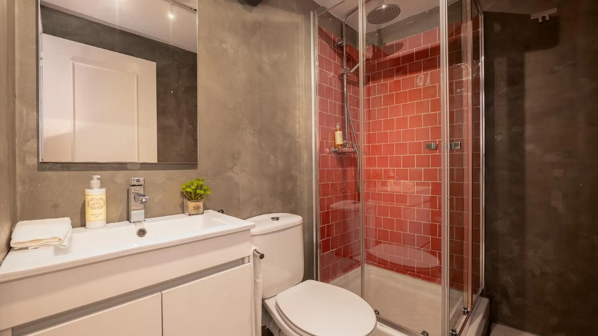 Contemporary Lisbon Apartment In Historical Chiado